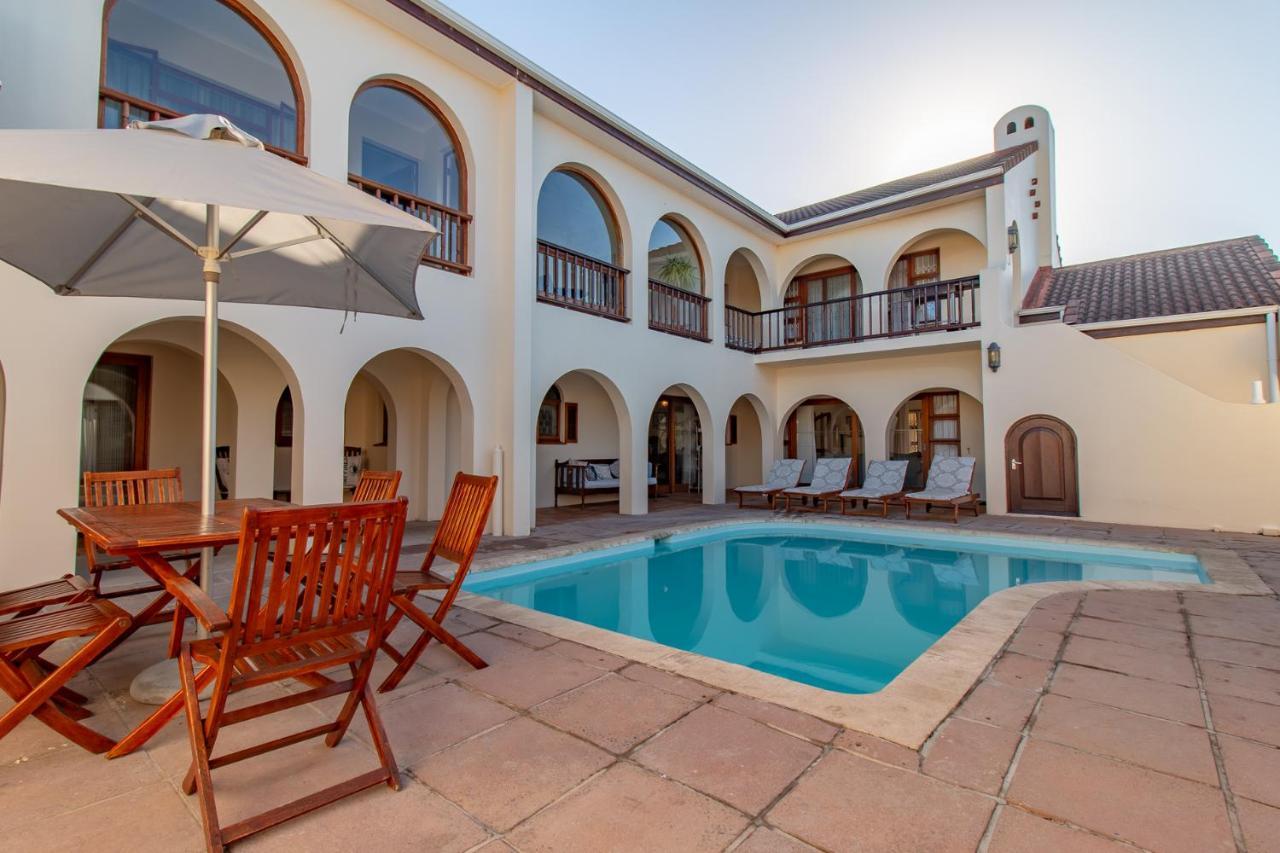 Penguino Guesthouse Hermanus Extérieur photo
