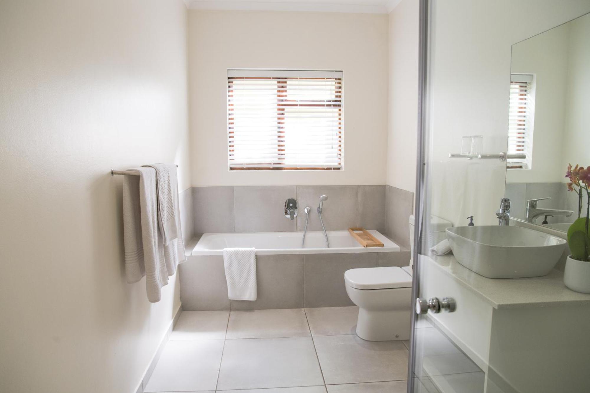 Penguino Guesthouse Hermanus Extérieur photo